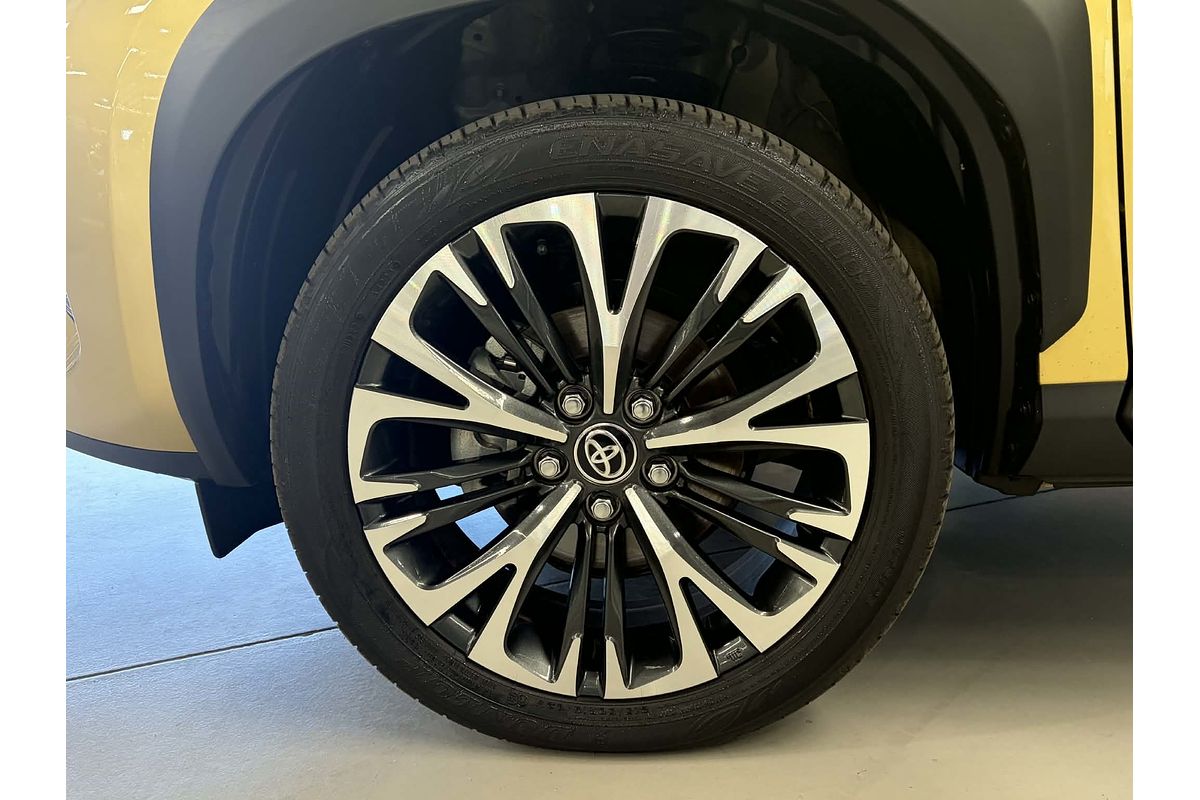 2023 Toyota Yaris Cross Urban MXPB10R