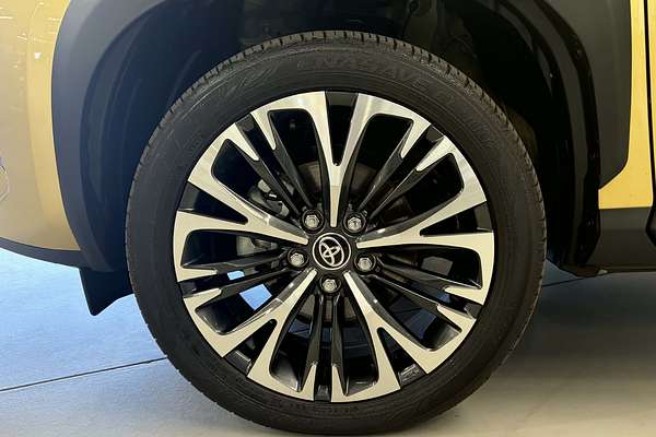 2023 Toyota Yaris Cross Urban MXPB10R