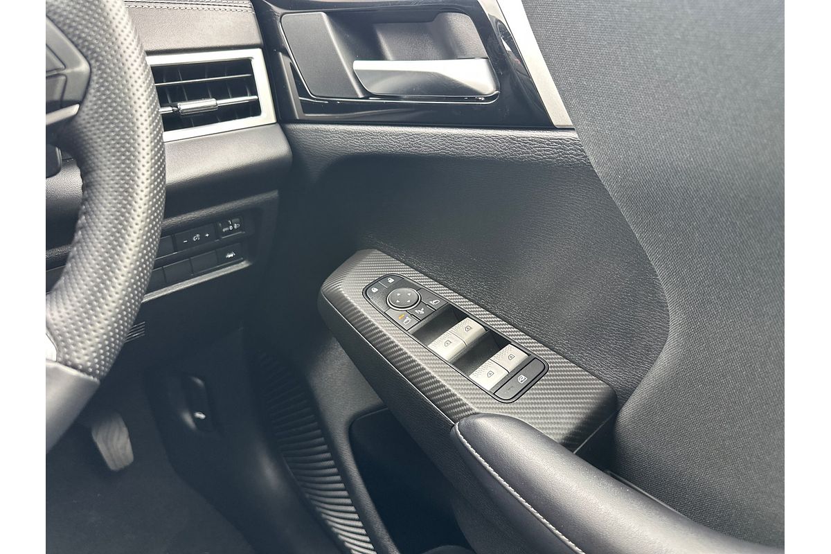 2024 Mitsubishi Outlander LS ZM