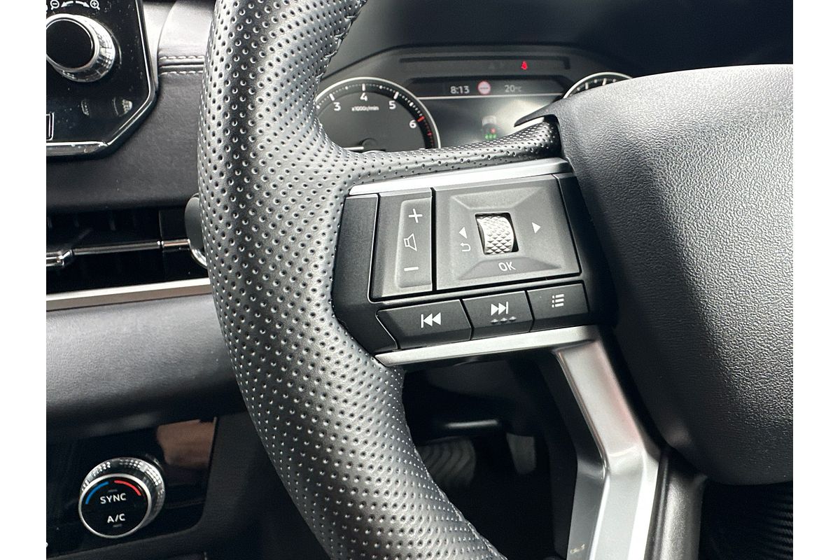 2024 Mitsubishi Outlander LS ZM