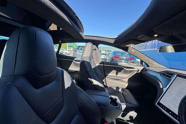 2015 Tesla Model S P85D