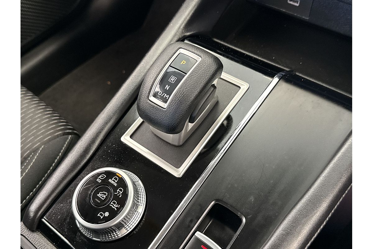 2023 Mitsubishi Outlander ES ZM