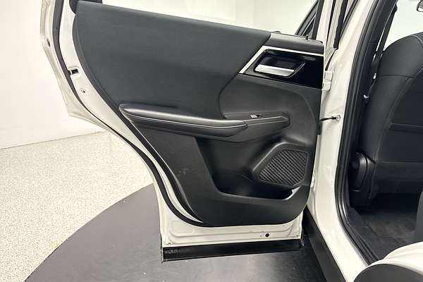 2023 Mitsubishi Outlander ES ZM