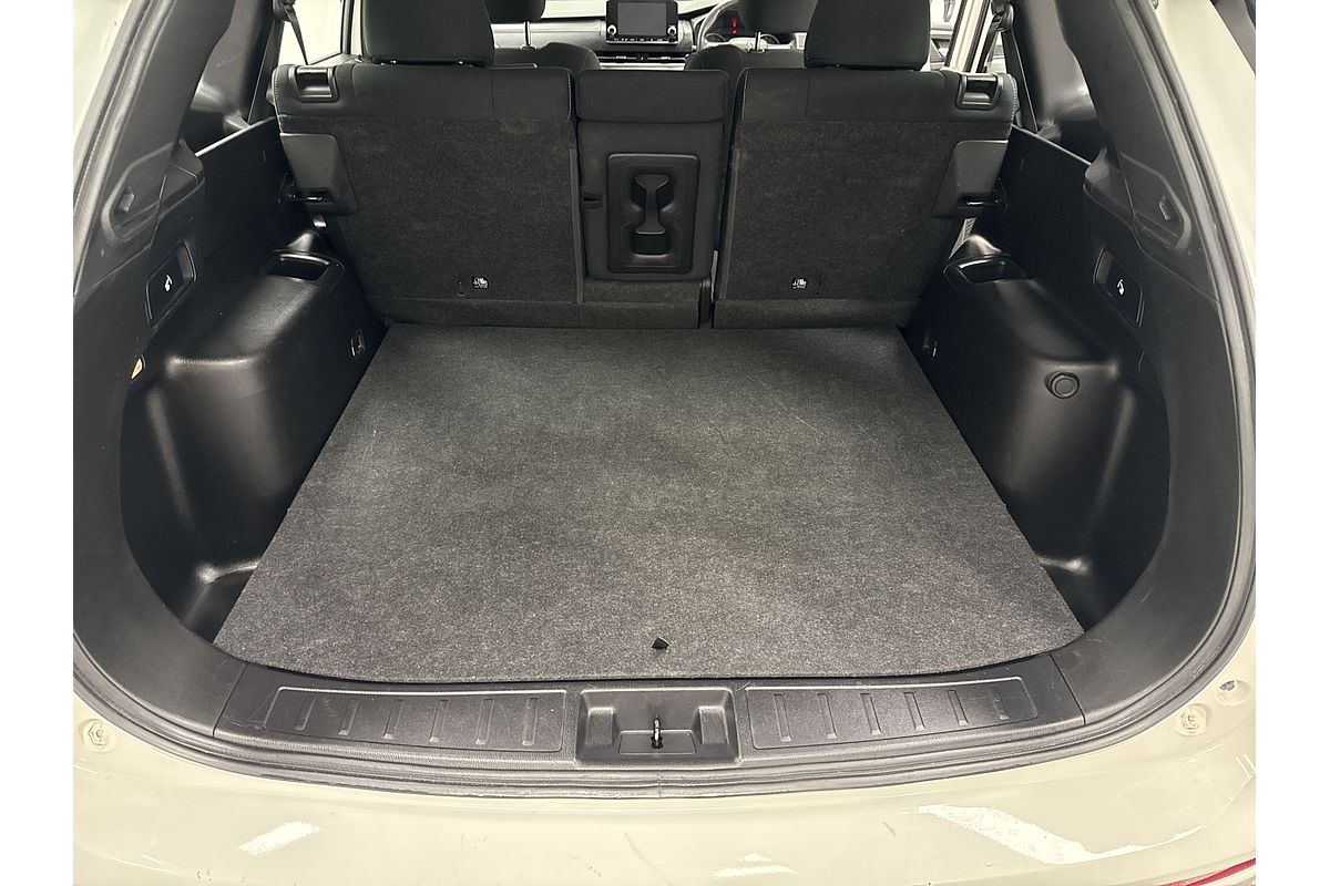 2023 Mitsubishi Outlander ES ZM