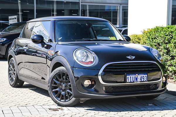 2017 MINI Hatch Cooper F56