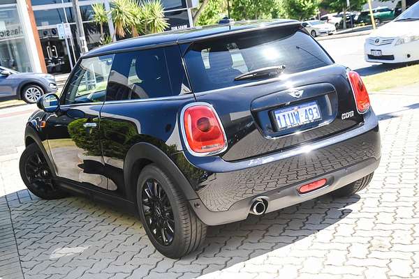 2017 MINI Hatch Cooper F56