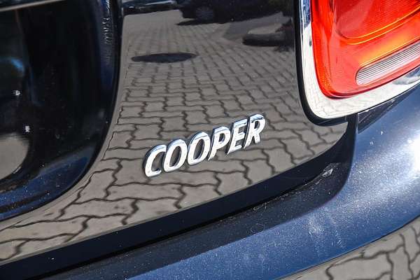 2017 MINI Hatch Cooper F56