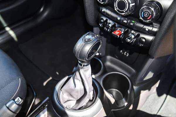 2017 MINI Hatch Cooper F56