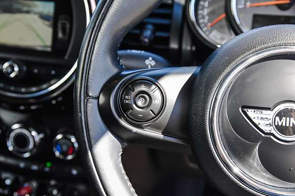 2017 MINI Hatch Cooper F56