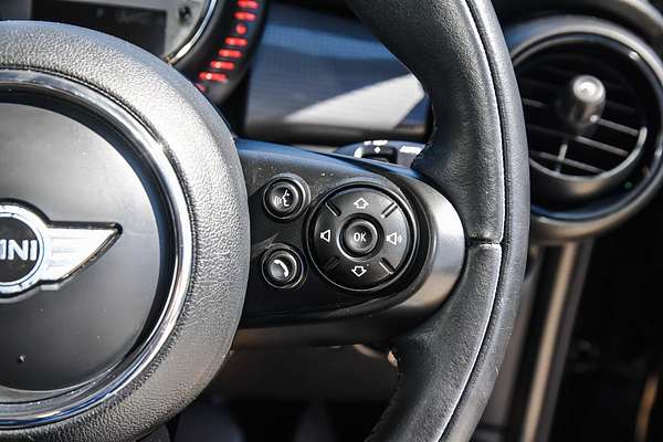 2017 MINI Hatch Cooper F56