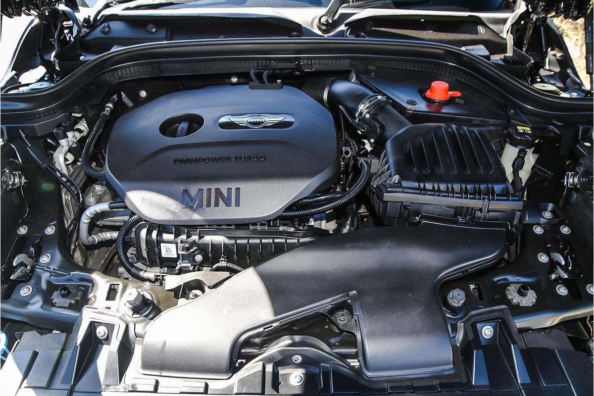 2017 MINI Hatch Cooper F56