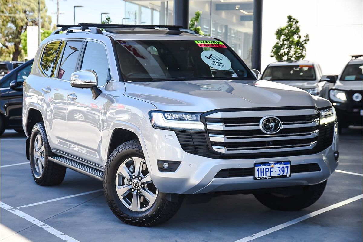 2022 Toyota LANDCRUISER LC300 SAHARA (4x4) FJA300R