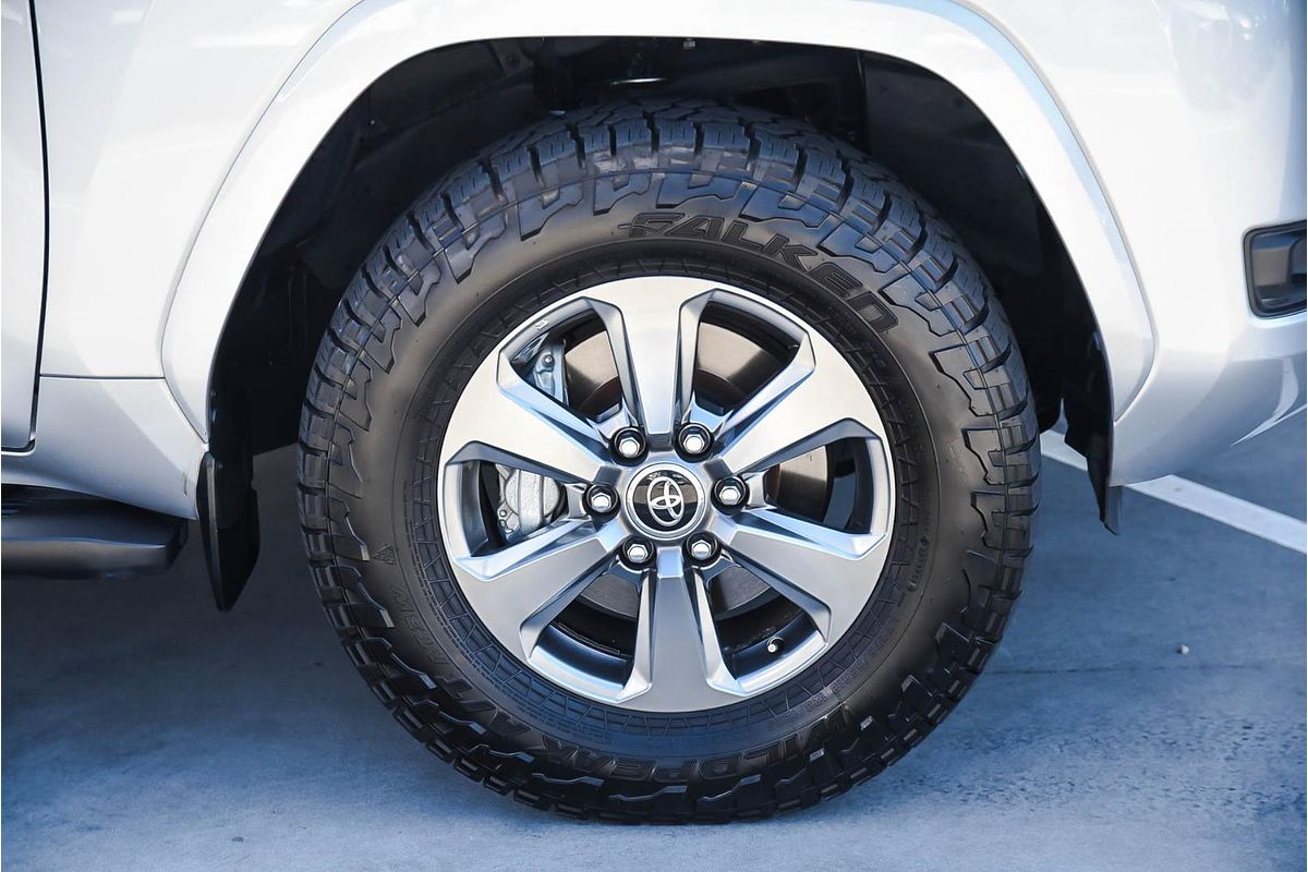 2022 Toyota LANDCRUISER LC300 SAHARA (4x4) FJA300R