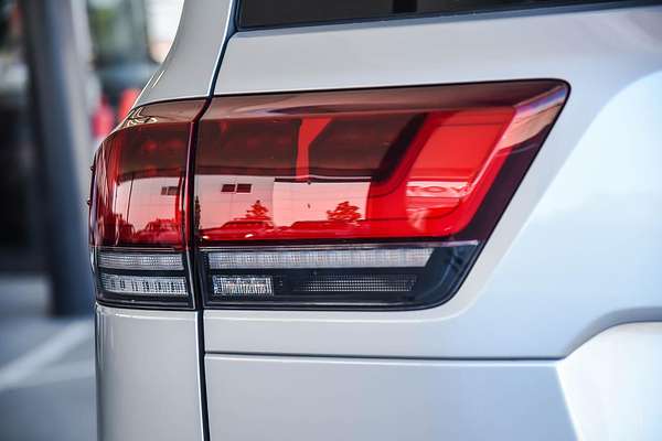 2022 Toyota LANDCRUISER LC300 SAHARA (4x4) FJA300R