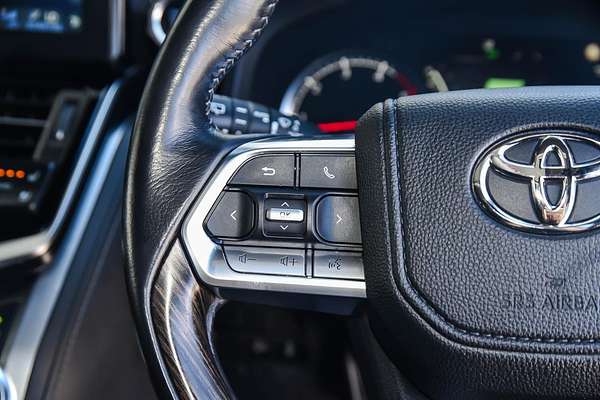 2022 Toyota LANDCRUISER LC300 SAHARA (4x4) FJA300R