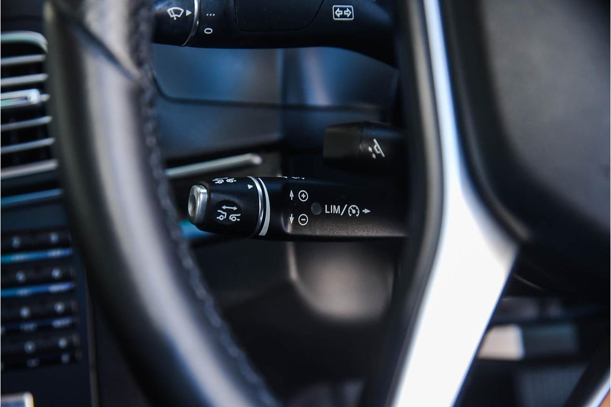 2015 Mercedes-Benz E400  207 MY15