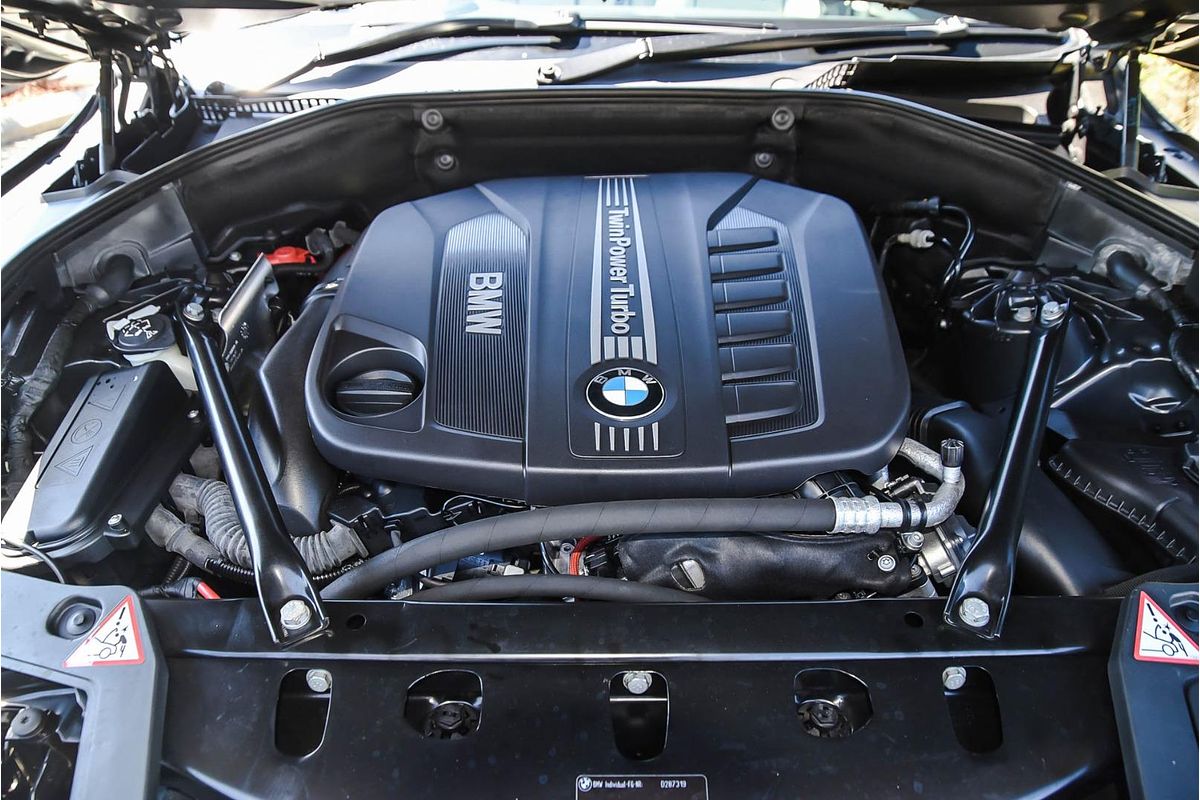 2013 BMW 5 Series 530d F07