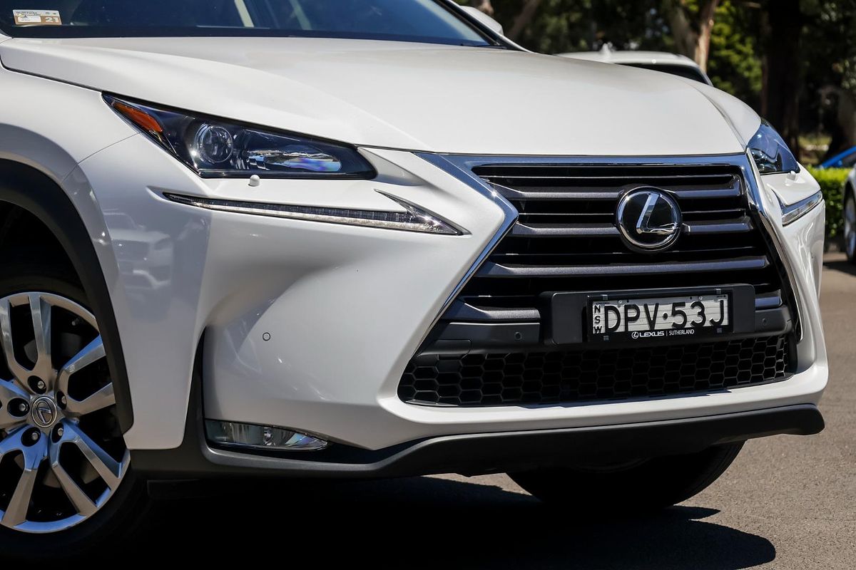 2017 Lexus NX NX200t Luxury AGZ10R