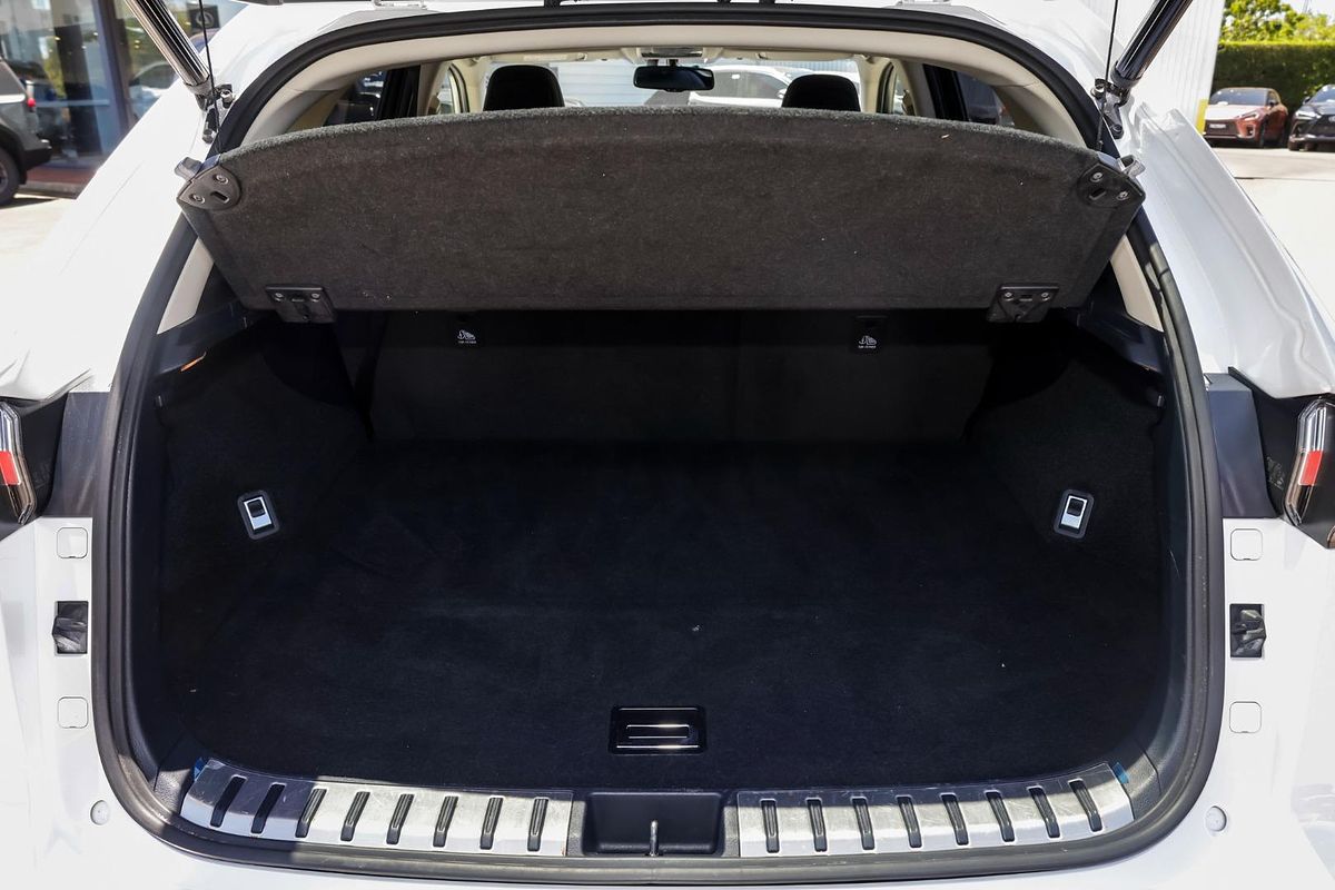 2017 Lexus NX NX200t Luxury AGZ10R