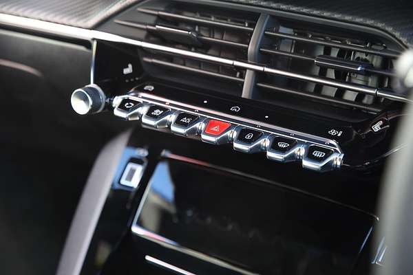 2023 Peugeot 2008 GT P24