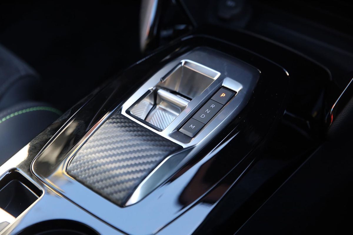 2023 Peugeot 2008 GT P24