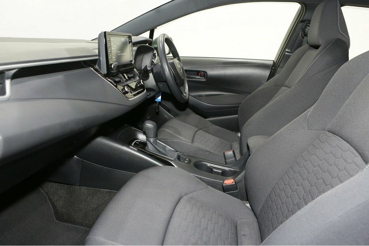 2018 Toyota Corolla Ascent Sport ZRE182R