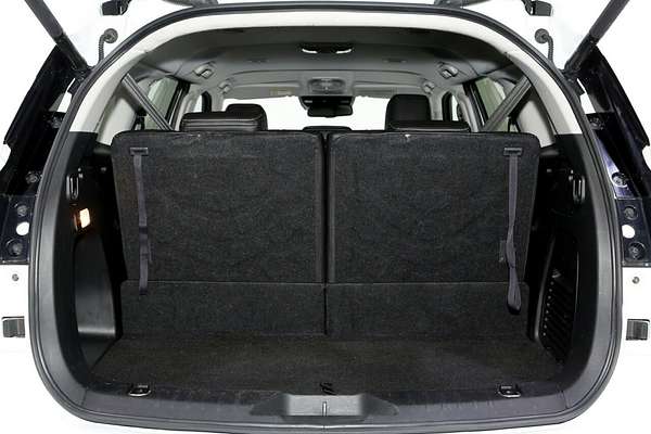 2023 Isuzu MU-X LS-T