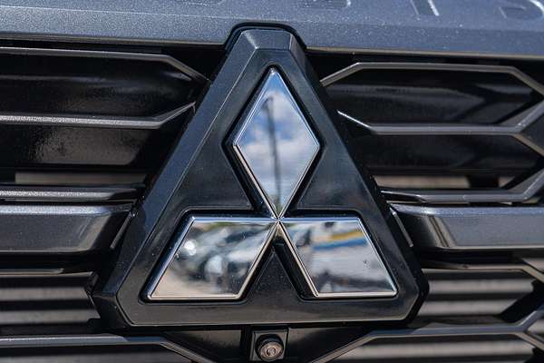 2024 Mitsubishi Triton GSR MV 4X4