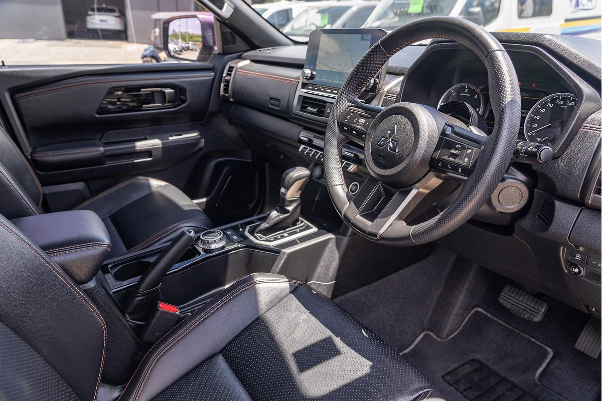 2024 Mitsubishi Triton GSR MV 4X4