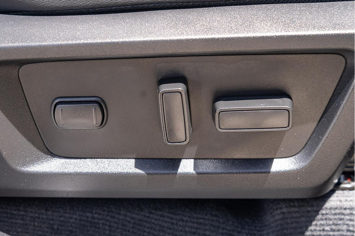 2024 Mitsubishi Triton GSR MV 4X4