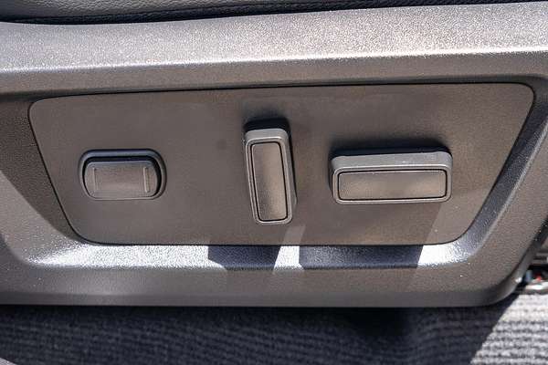 2024 Mitsubishi Triton GSR MV 4X4