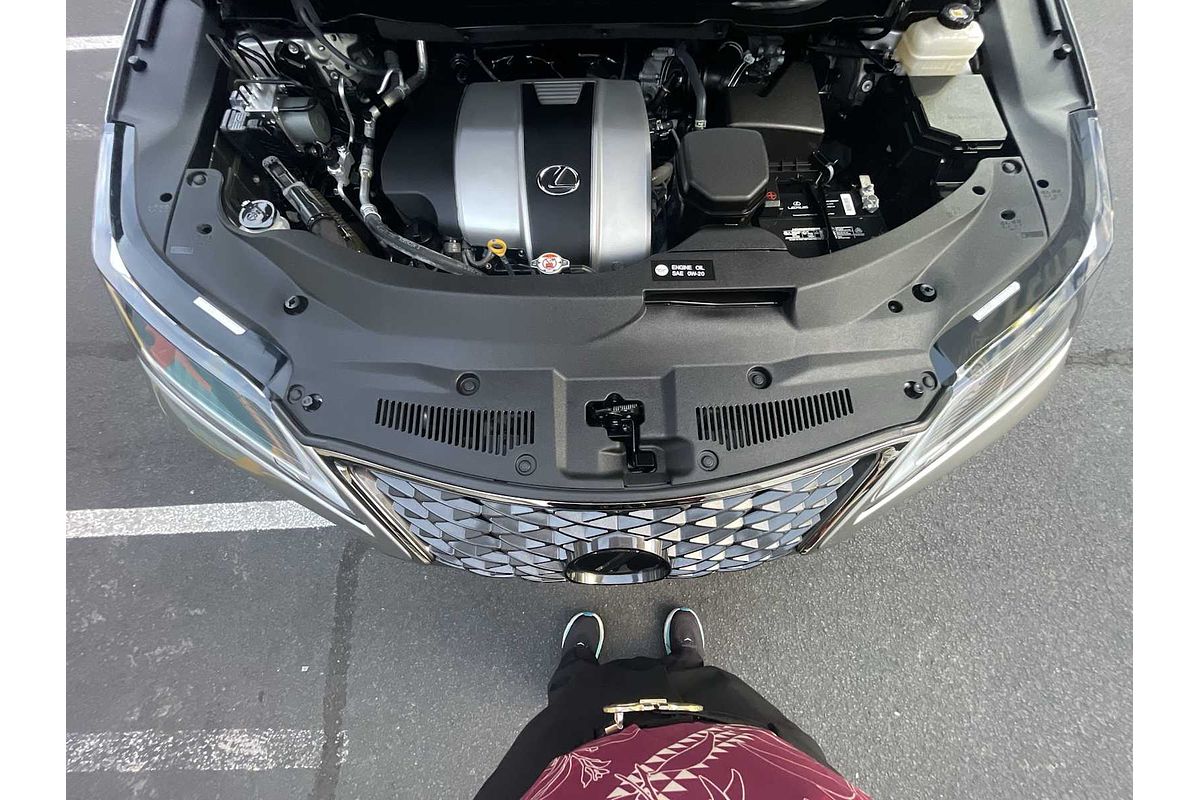 2022 Lexus RX F SPORT Handling