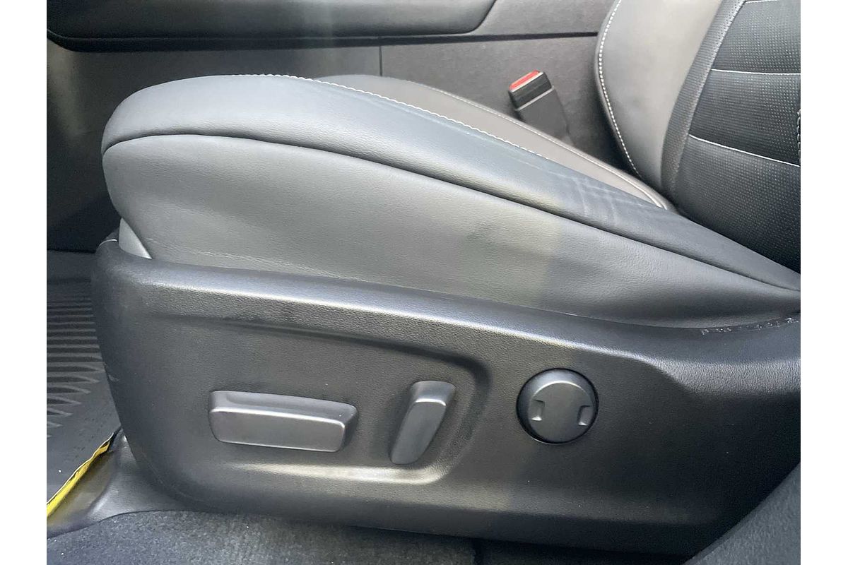 2022 Lexus RX F SPORT Handling