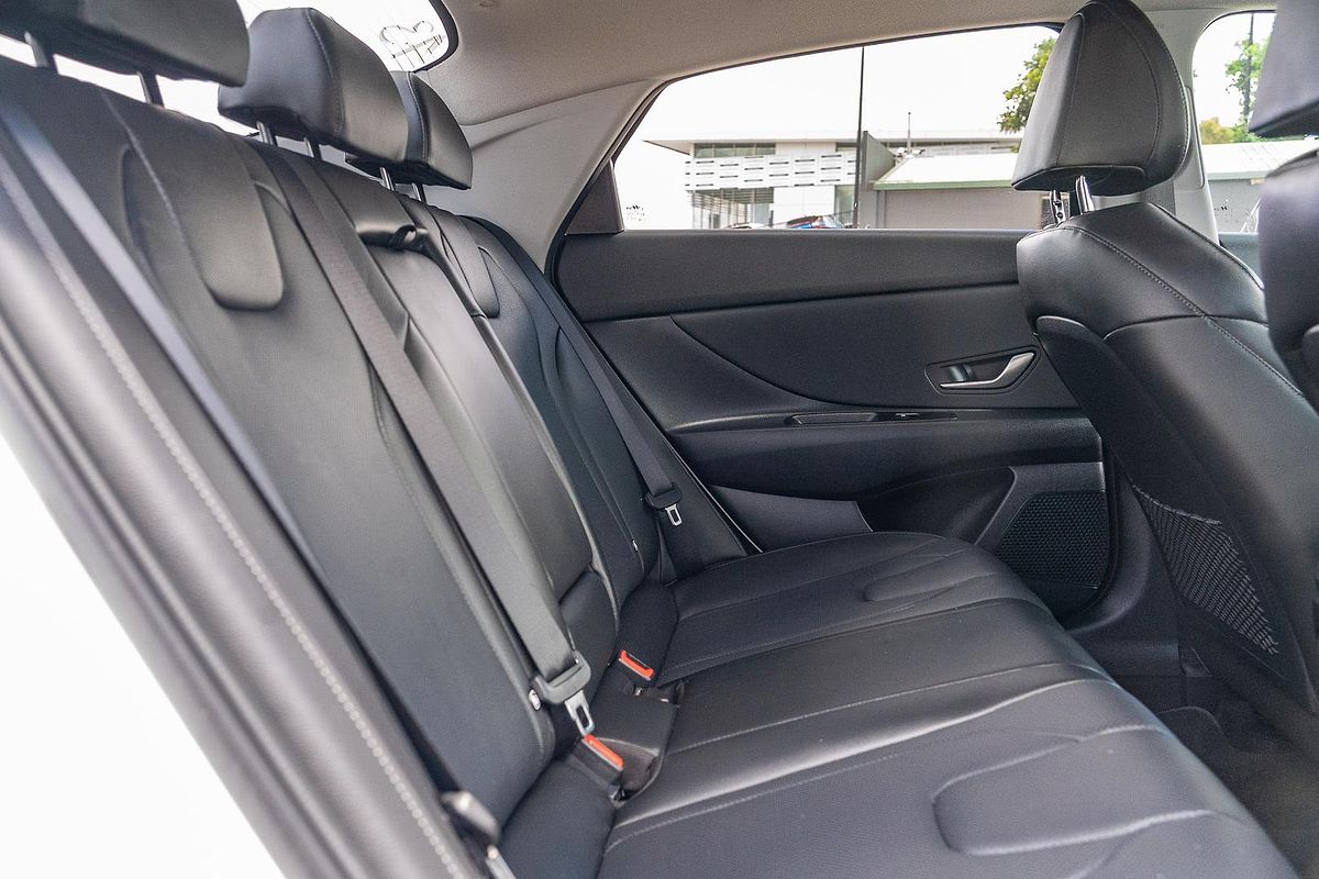 2024 Hyundai i30 Elite CN7.V2