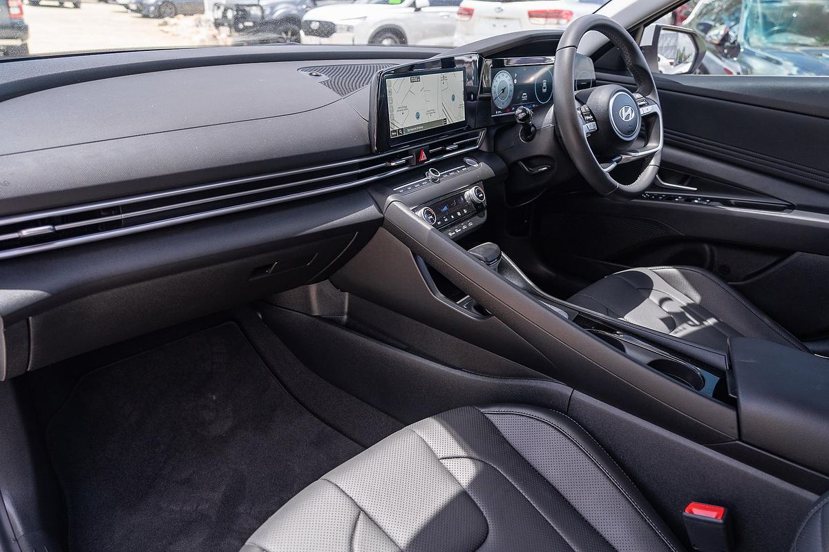 2024 Hyundai i30 Elite CN7.V2