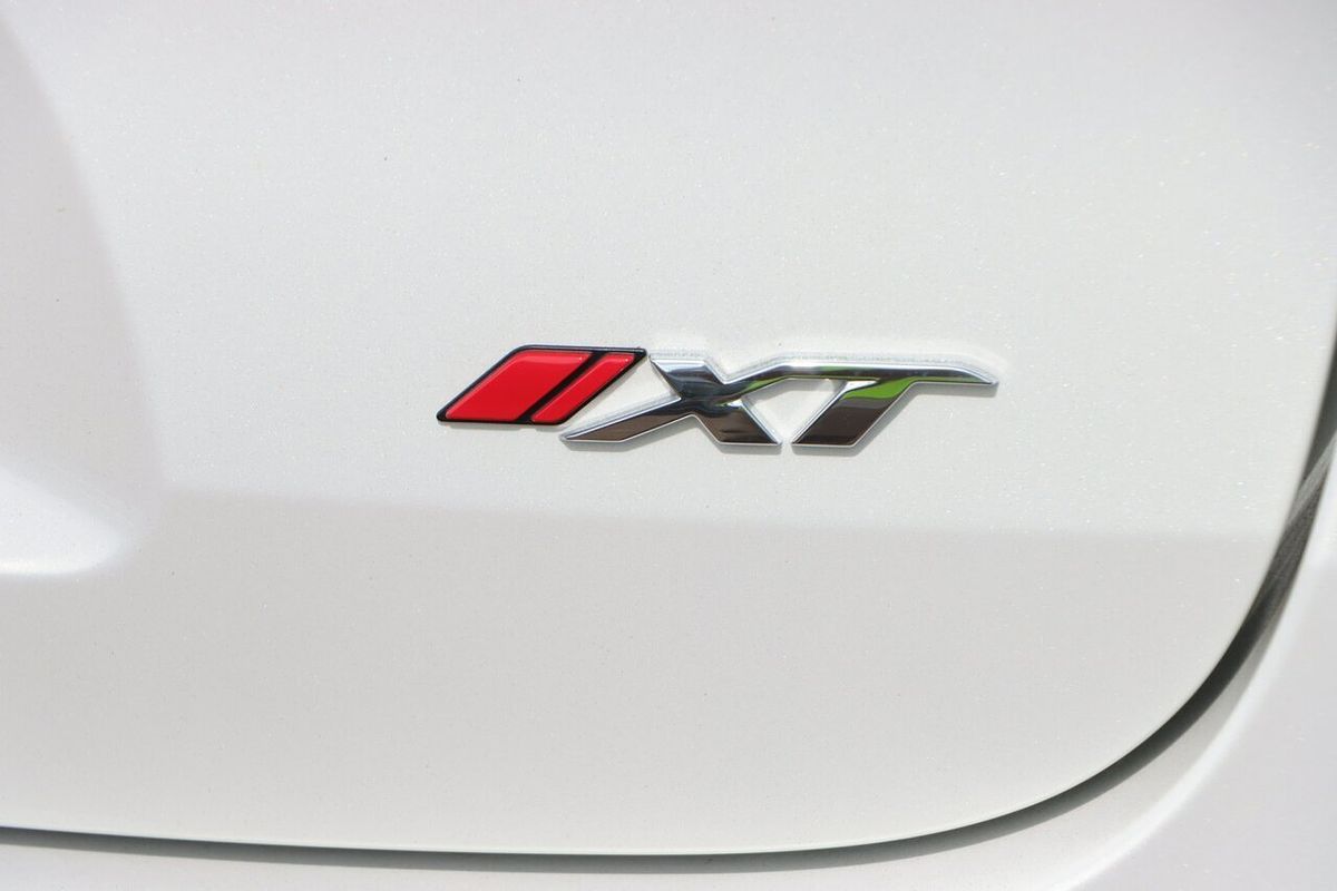 2025 Isuzu MU-X X-TERRAIN