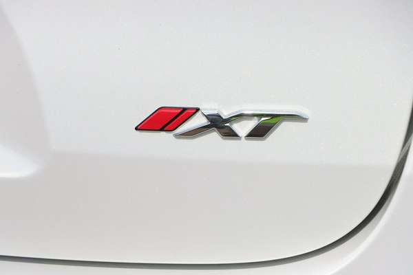 2025 Isuzu MU-X X-TERRAIN