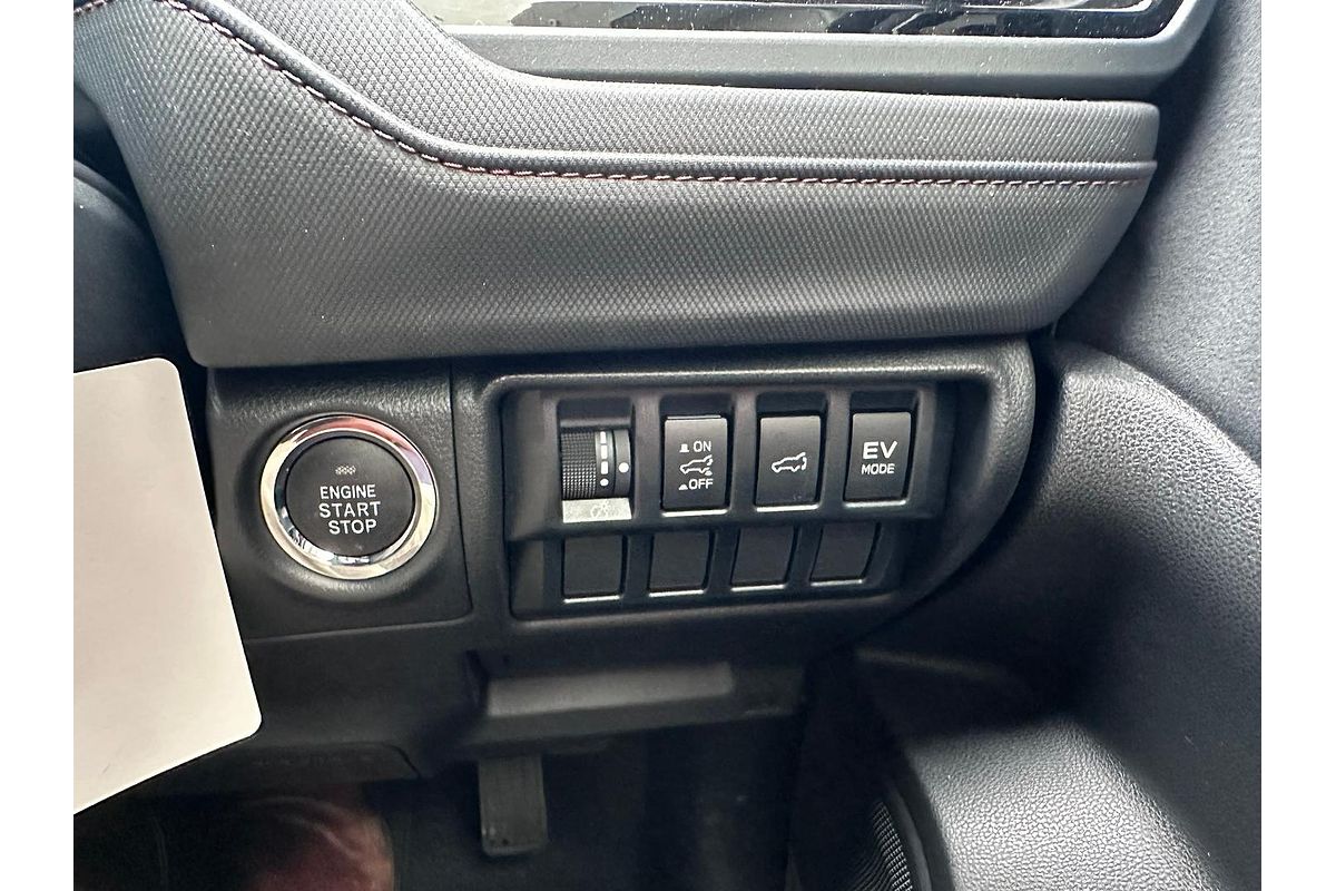 2025 Subaru Forester Hybrid Touring S6