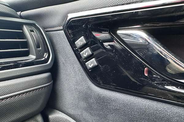 2025 Subaru Forester Hybrid Touring S6