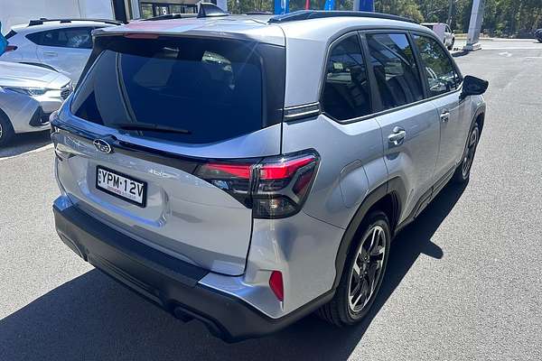 2025 Subaru Forester Touring S6