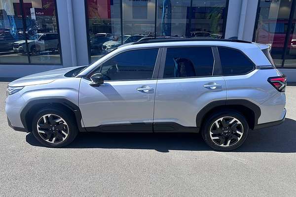 2025 Subaru Forester Touring S6