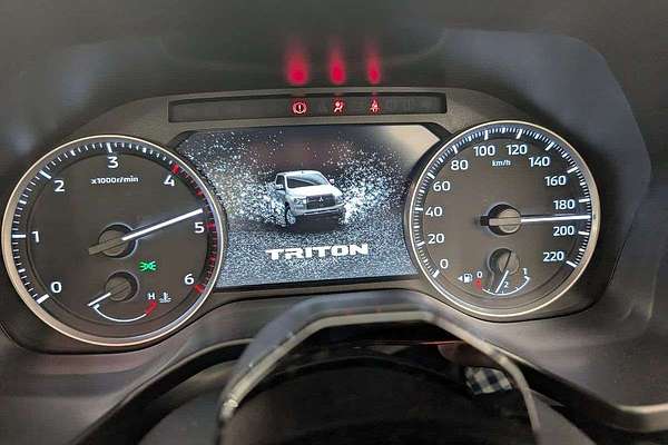 2025 Mitsubishi MV4W20