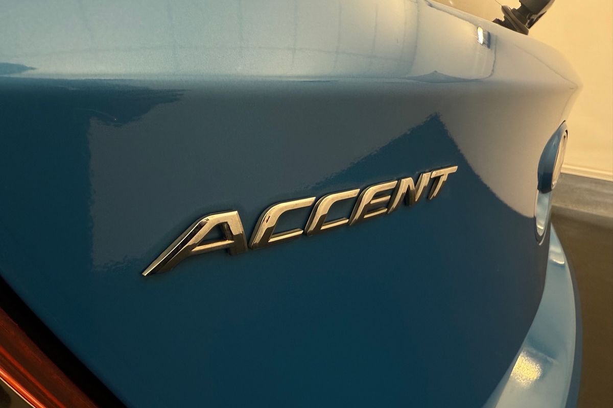 2018 Hyundai Accent Sport RB6