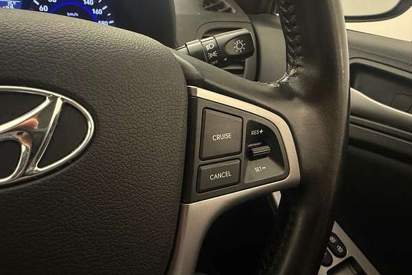 2018 Hyundai Accent Sport RB6