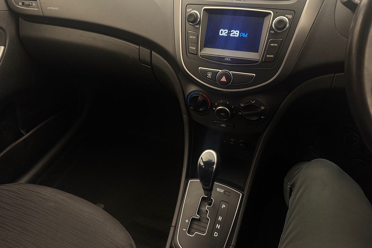 2018 Hyundai Accent Sport RB6