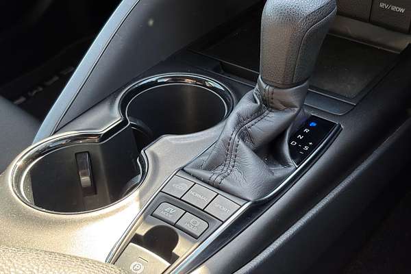 2024 Toyota Camry Ascent AXVH70R