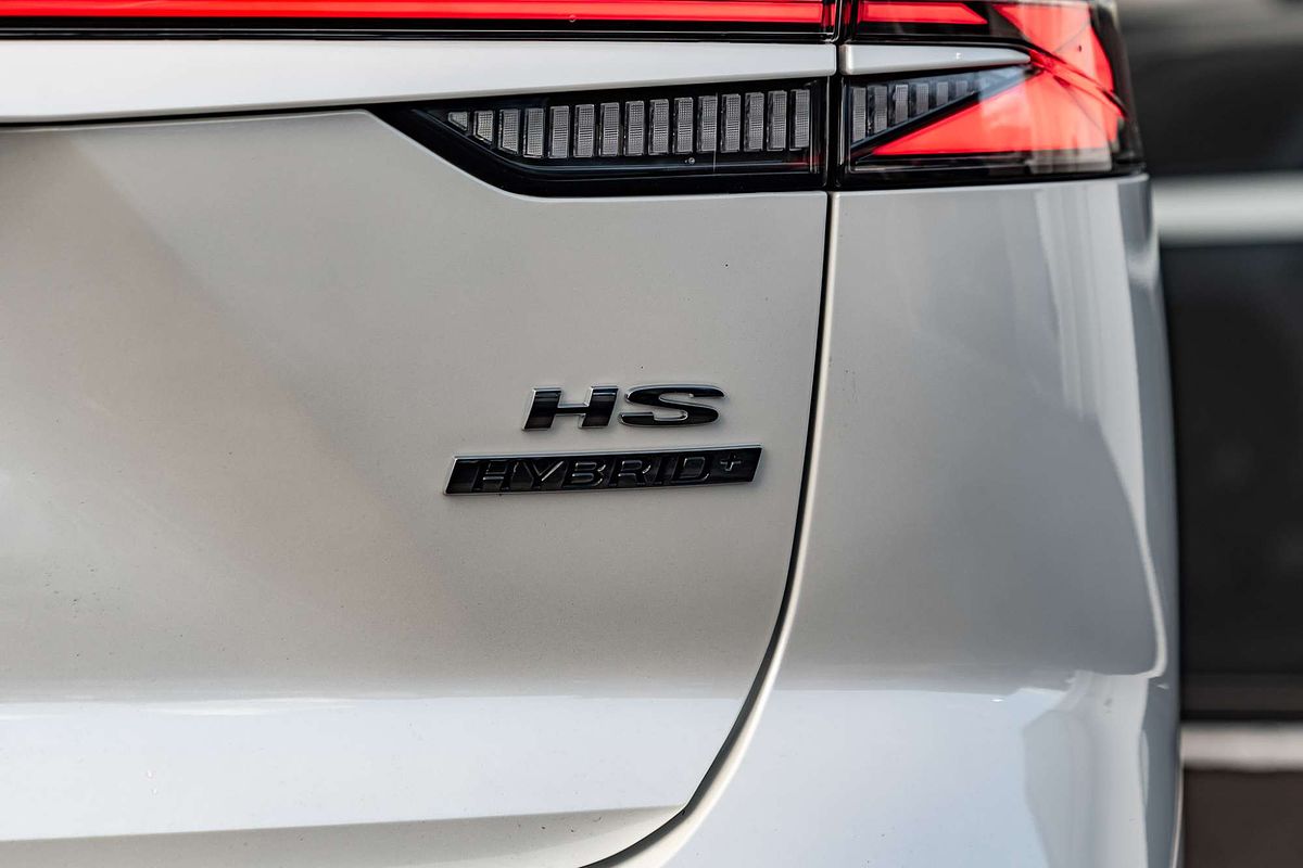 2025 MG HS Hybrid+ Essence AS33H