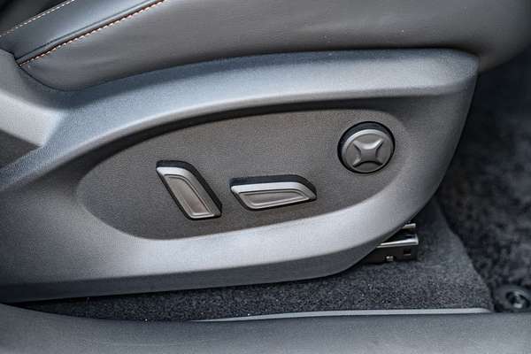 2025 MG HS Hybrid+ Essence AS33H