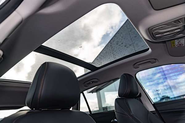 2025 MG HS Hybrid+ Essence AS33H