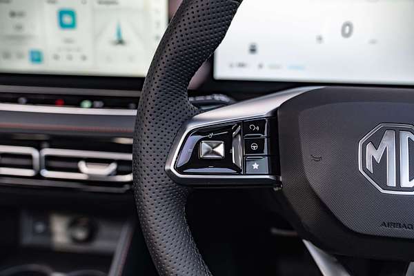 2025 MG HS Hybrid+ Essence AS33H